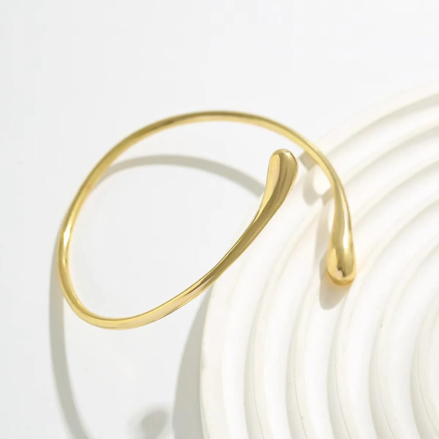 Aonklot Arm Cuff Layered Bracelet Adjustable Upper Arm Cuff Bangle Gold Jewelry Gifts for Women Boho Summer Beach Essentials