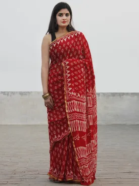 Red White Hand Block Printed Chiffon Saree With Zari Border- S031702591