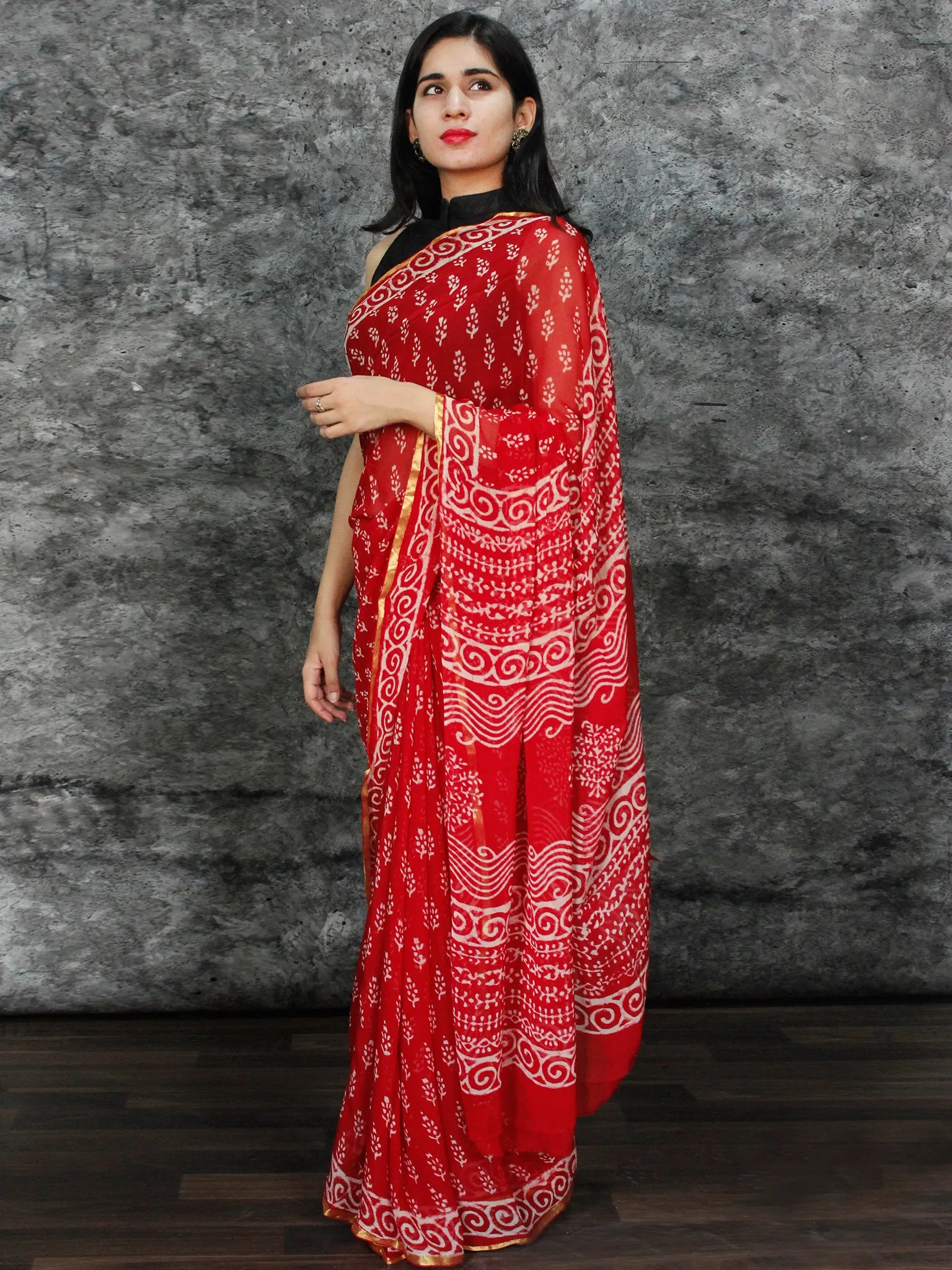 Red White Hand Block Printed Chiffon Saree with Zari Border - S031703127